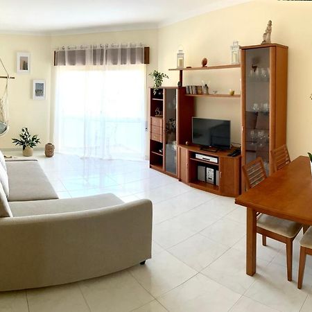 Charming Salema Apartment Bagian luar foto